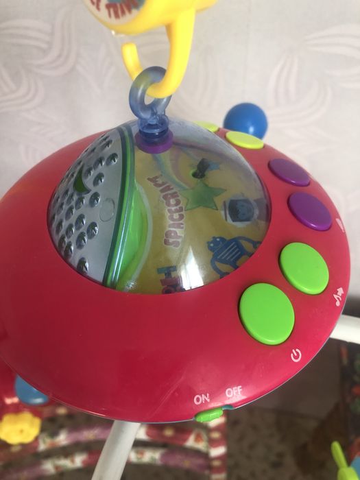Продам детскую музыкальную игрушку