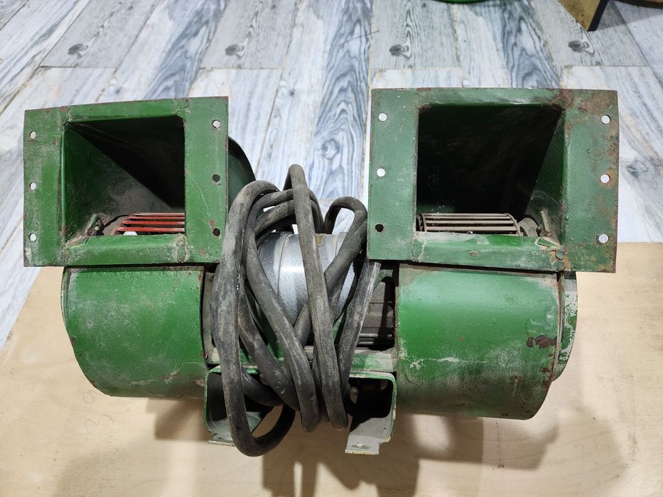 Продаю Вытяжку Улитка двойную, трёхфазная