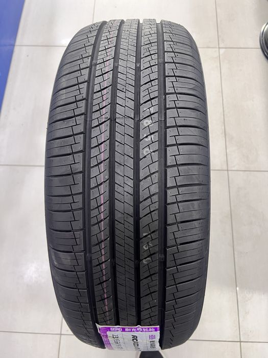 Nexen 235/55/19