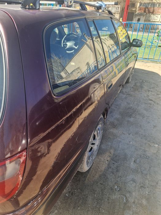 Тайота карина 1995г.в