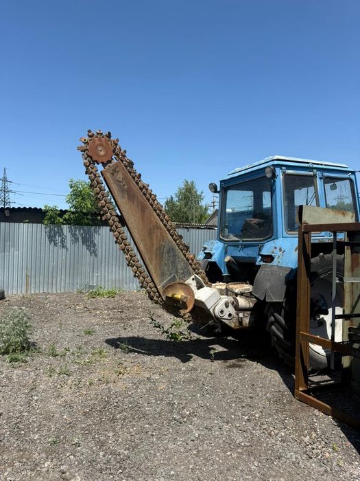 Продам Бар (бурильная машина БМ205)