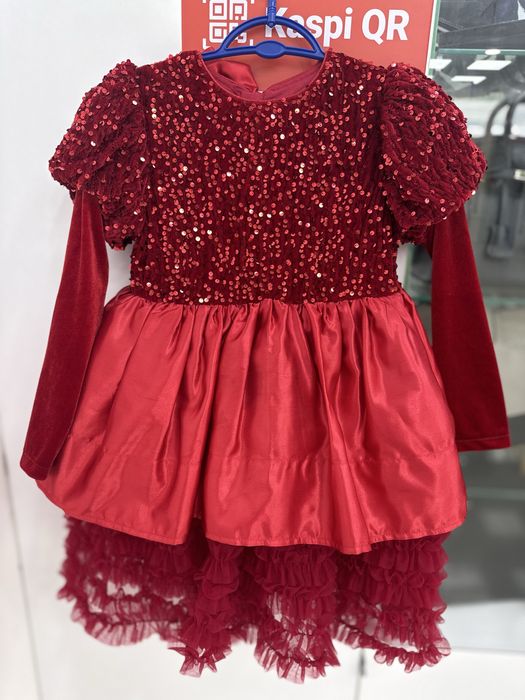 Продам нарядное платье