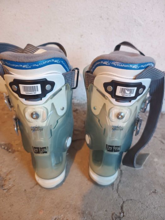 Vând clăpari copii, marca Salomon, mărimea 35-36.