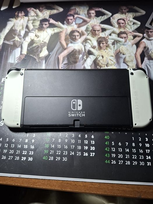 Nintendo switch oled  cu husa si geanta