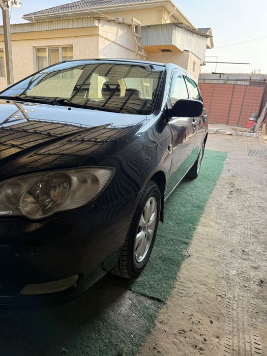 BUD F-7 (Тоёта королла аналог)