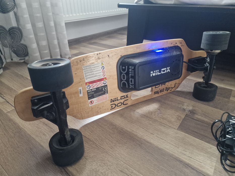 Long Board Skate Board cu motor electric