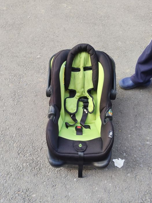 Patut, scaun masina si scoica