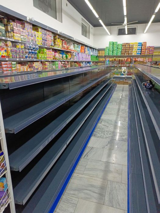 Металлические стеллажи для супермаркетов