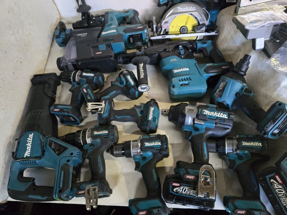 Vand scule Makita 40v Xgt