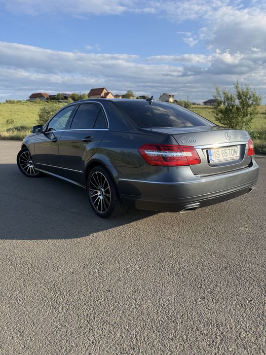 Vand Mercedes Benz E Class W212 e300 hybrid