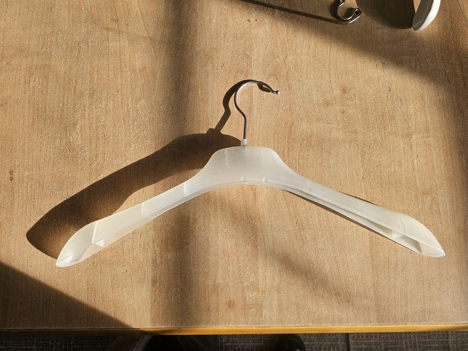 Продам плечики для одежды