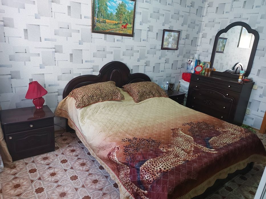 Спальный гарнитур