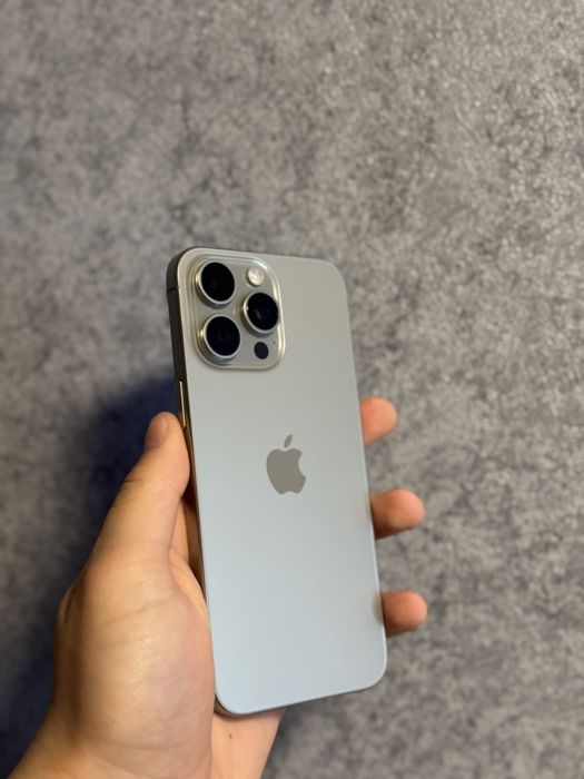 iPhone 15 Pro Max 256gb, 88%