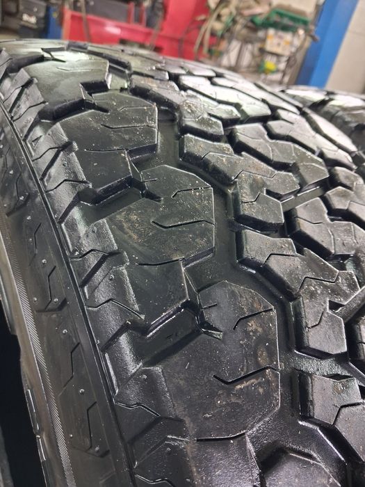 Комплект резины 285х60х18