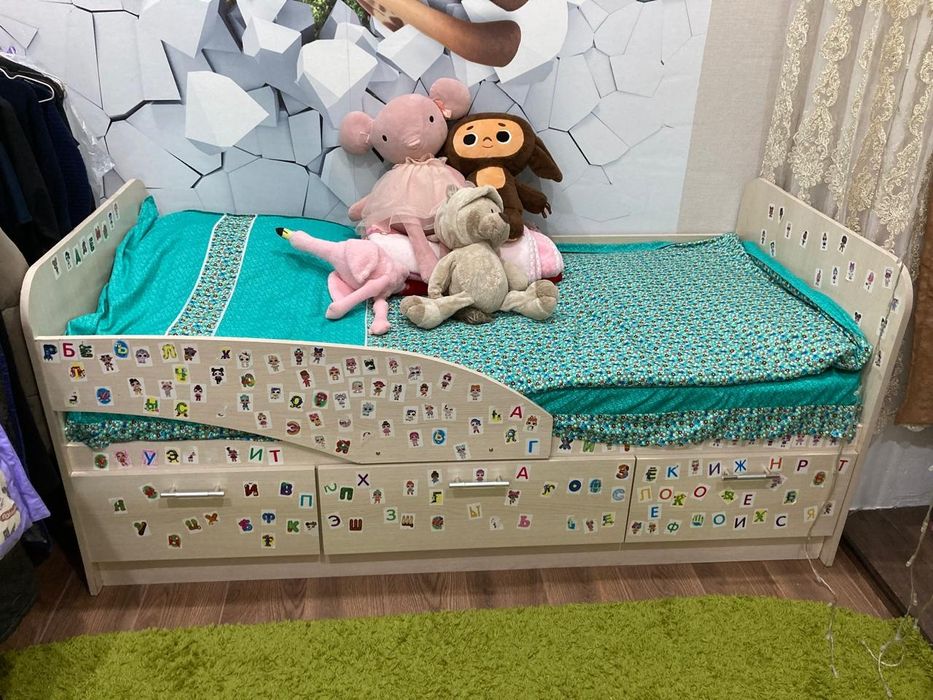 Продам детскую кровать