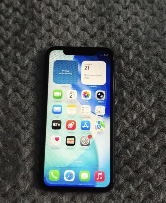 Iphone 11 negru capactiatea bateriei 90