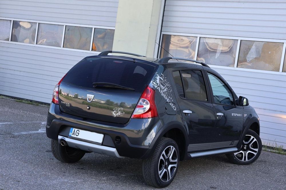 DACIA Sandero Stepway 2011 — imagine 3