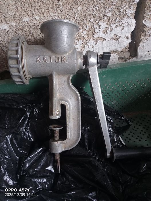 Продам мясорубку