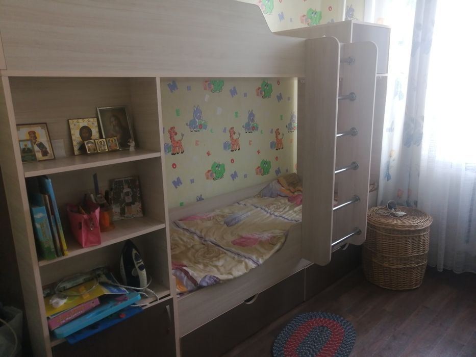 Продам двух ярусную краввать, самовывоз