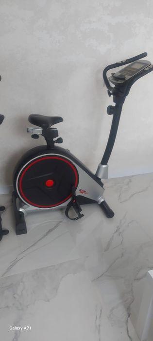 Велотренажер спортивный