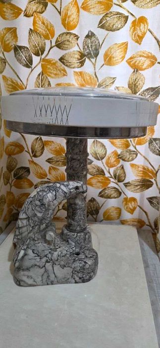 Лампа настольная попугай мрамор