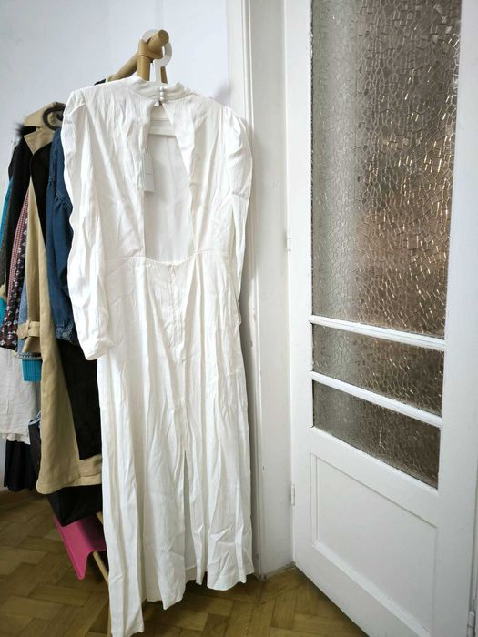 Rochie design mireasă IVY OAK 40 NEPURTATĂ minunată