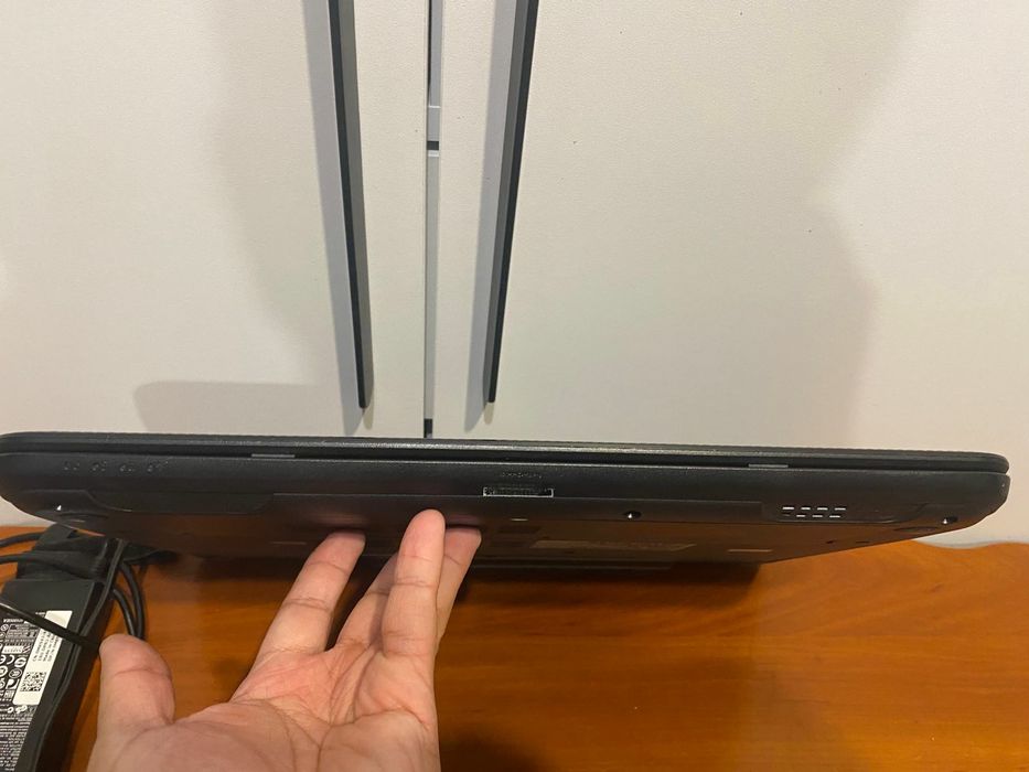 Мощый Dell  intel core i7/ОЗУ 8ГБ/2 видеокарты/SSD256