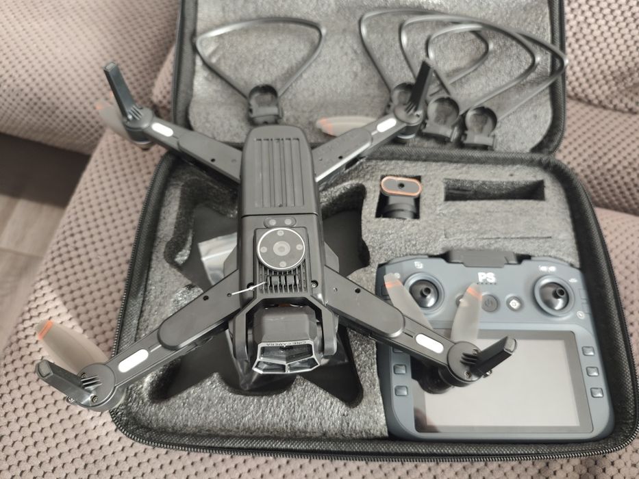 Продавам дрон в отлично състояние