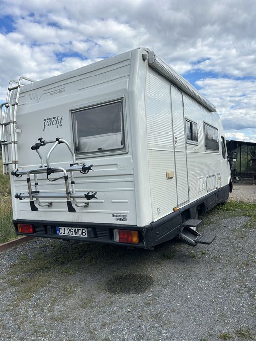 Autorulota Iveco 105000 kilometri