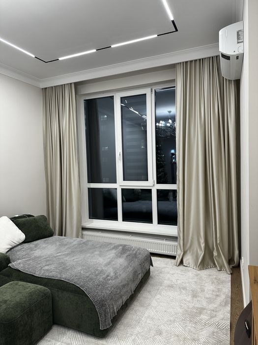 Продам шторы сатиновые