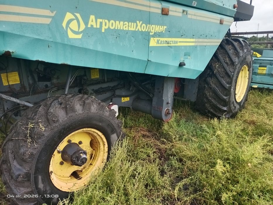 Продам комбайн Есиль 740