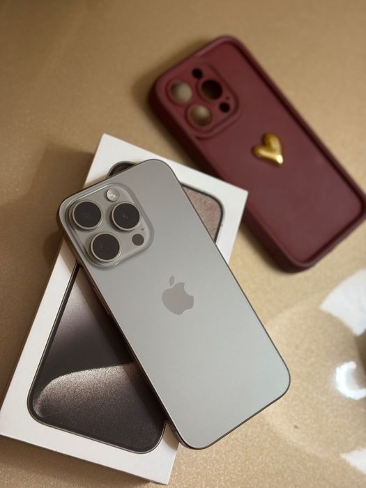 Iphone 15 pro 128gb Като нов