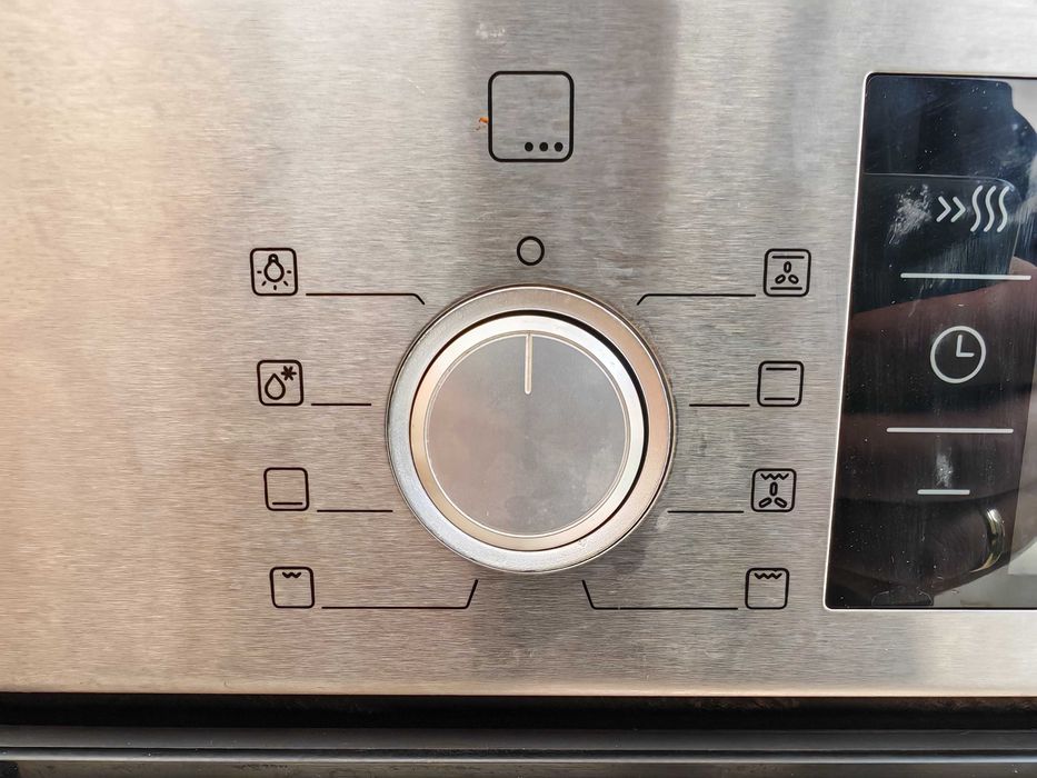 Фурна за вграждане Bosch (60 см)