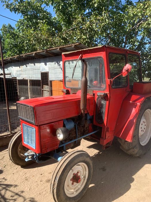 Tractor de vanzare