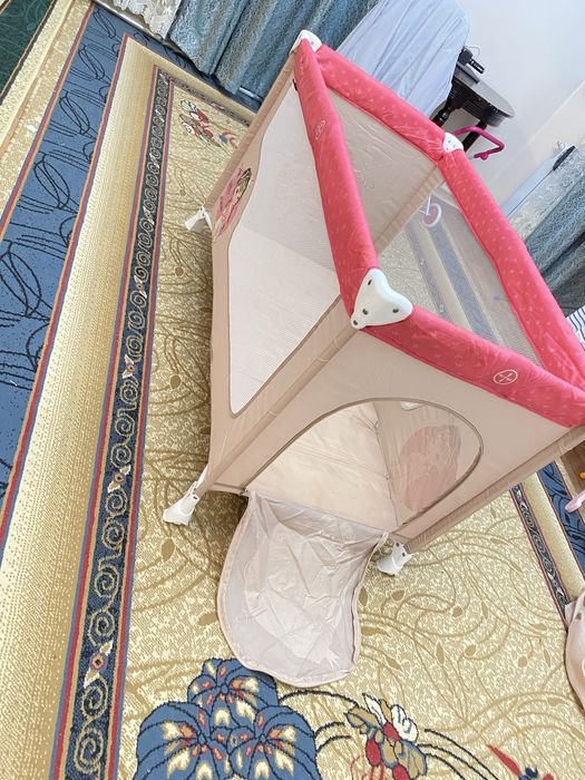 Детский манеж для малышей