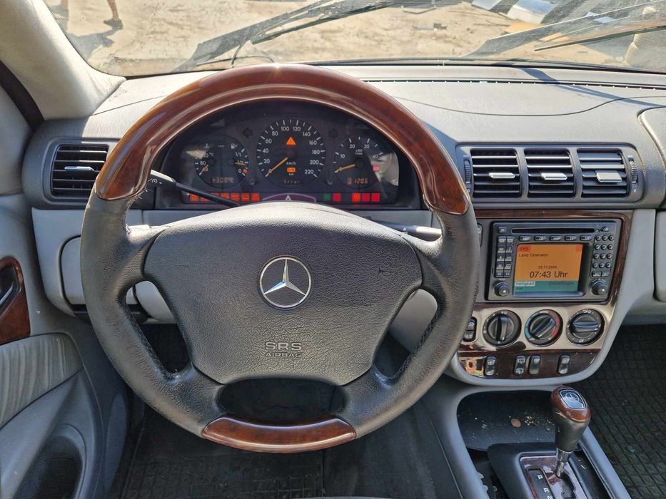 Mercedes ML270CDI W163 теглич ксенон навигация  автоматик НА ЧАСТИ!