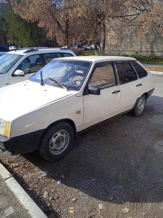 Машина Ваз 2109 продам