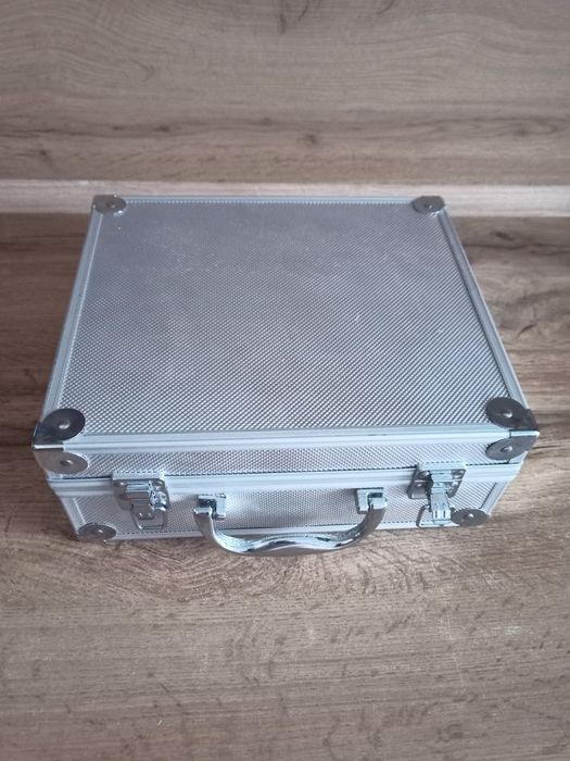 Продается Бьюти-кейс