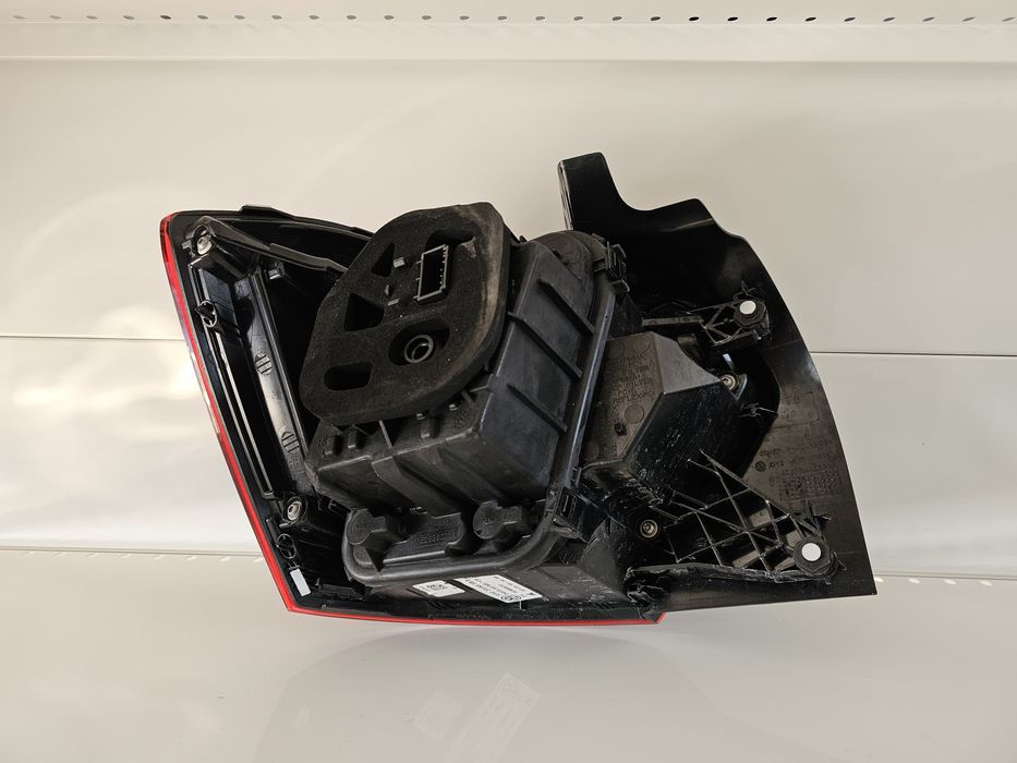 Stop / Lampa Drepta Led VW Polo după 2017 cod : 2G0945208B