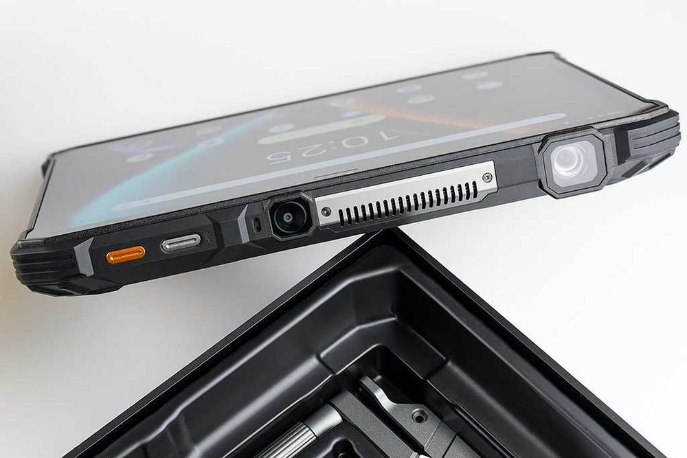 Ulefone Armor Pad 5 Ultra 12GB/512GB, 24200mAh, лазерен проектор (DLP)