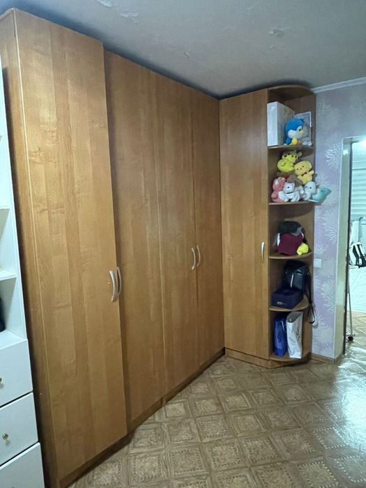 мебель спальный и тумбочк