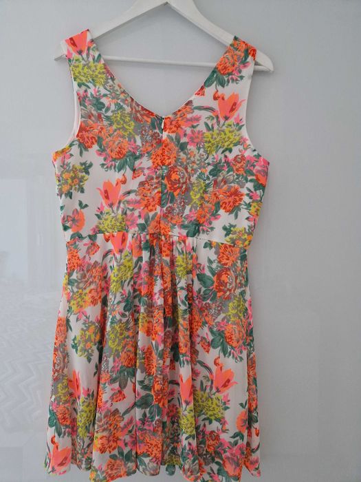 Rochie mini vaporoasă