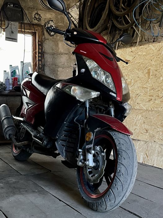 Скутер BENDA CUBE 150