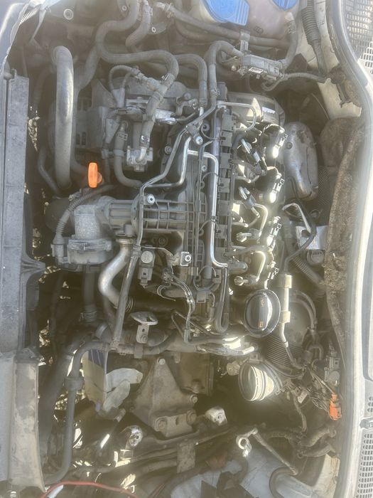 Dezmembrez/dezmembrari Skoda octavia 2 facelift 1.6 cay cutie dsg7