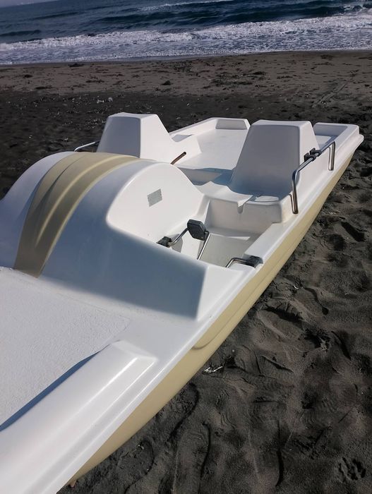 Продавам водно колело