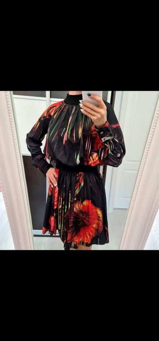 Нова рокля Amia moda