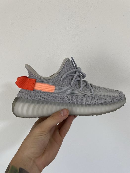 Yeezy 350 Tail light