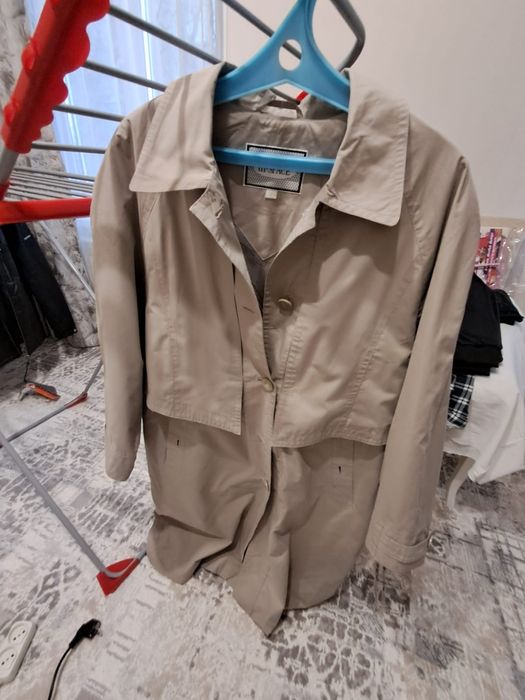 Продам плащ женский