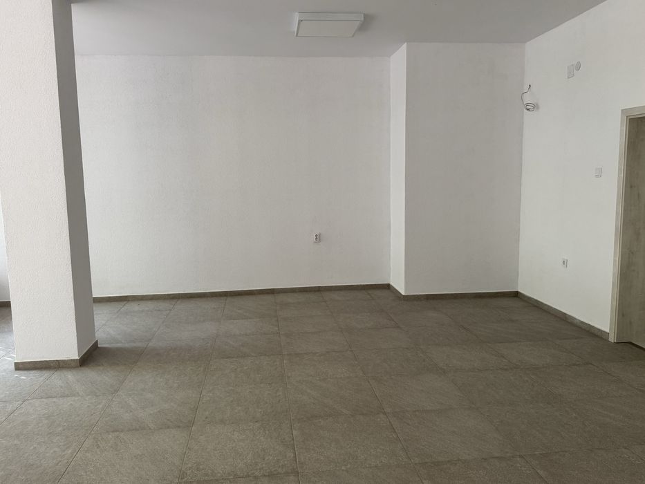 Дава се под наем Офис в Мадан - 55 кв.м за 204 € - Снимка #4