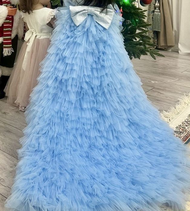 Нарядное платье на 5-6-7-8 лет